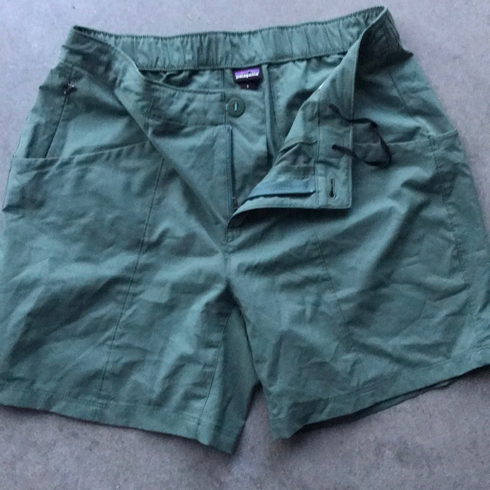 Patagonia shorts size 6